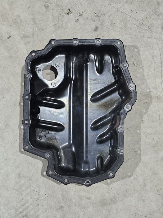 Baie ulei 04E103600B vw , audi  , seat , skoda etc ,benzină  2013-2020