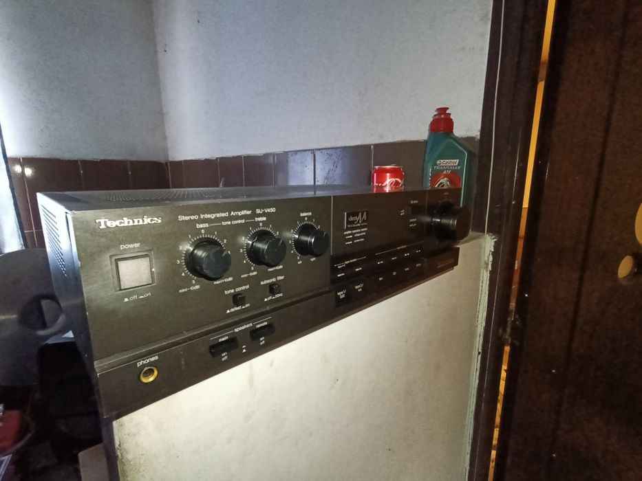 Statie, Amplificator Technics V450