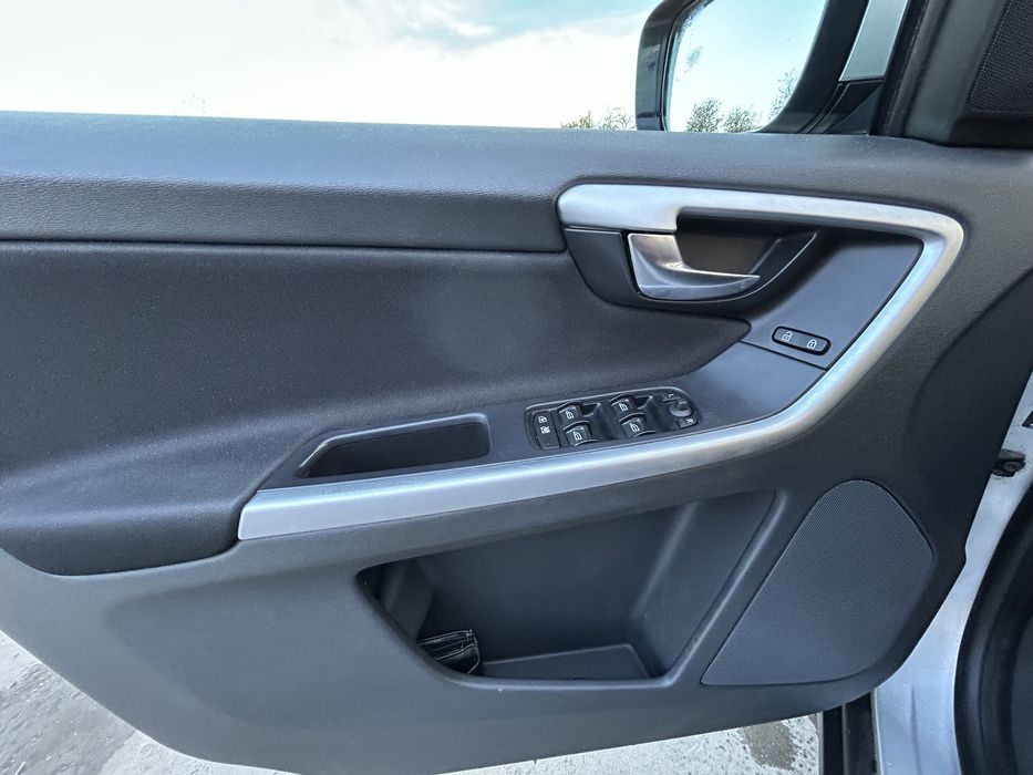 Volvo XC60 2.4 D5
