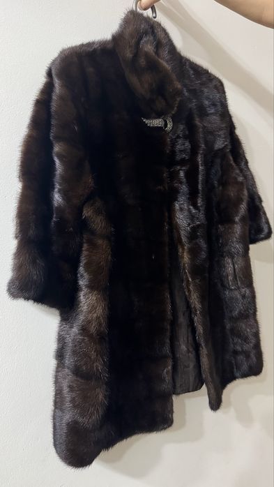 Продам норковую шубу