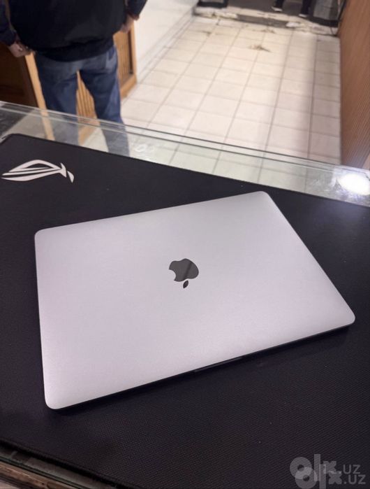 Macbook pro 13.3