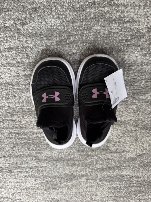 Pantofi sport Under Armour marimea 22