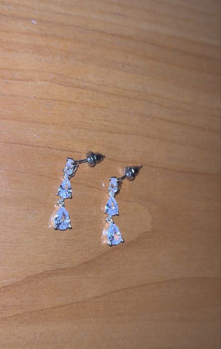 Сребърни обици капчици