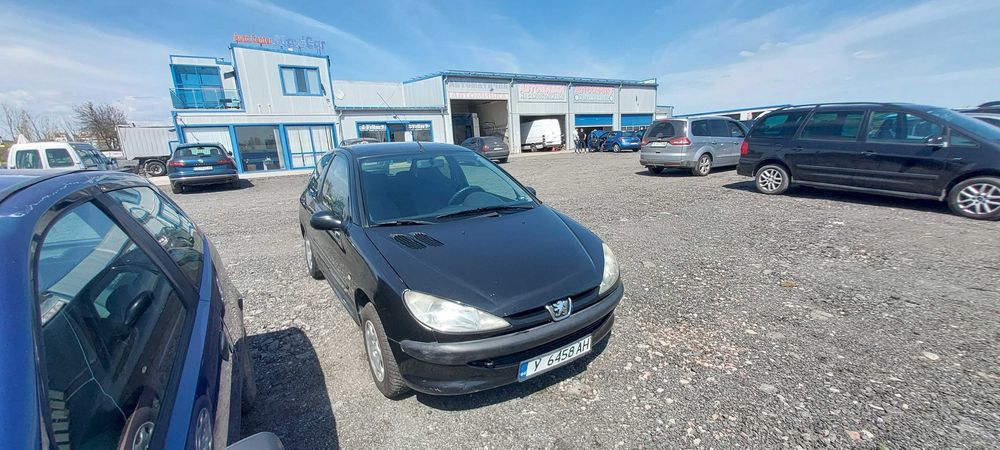 Peugeot 206 hatchback
