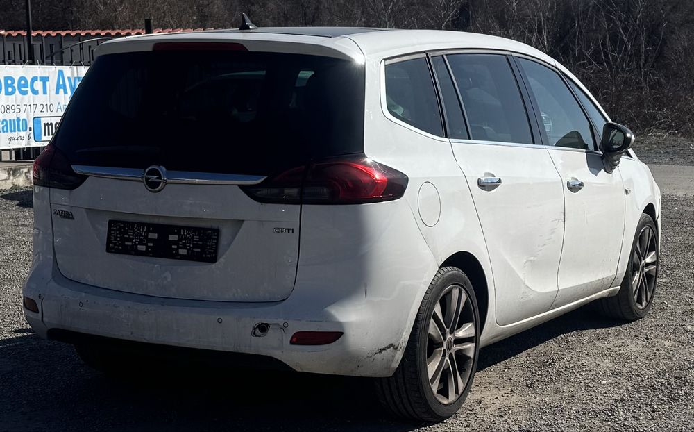 Opel Zafira Tourer 2.0cdti 130hp A20DT НА ЧАСТИ