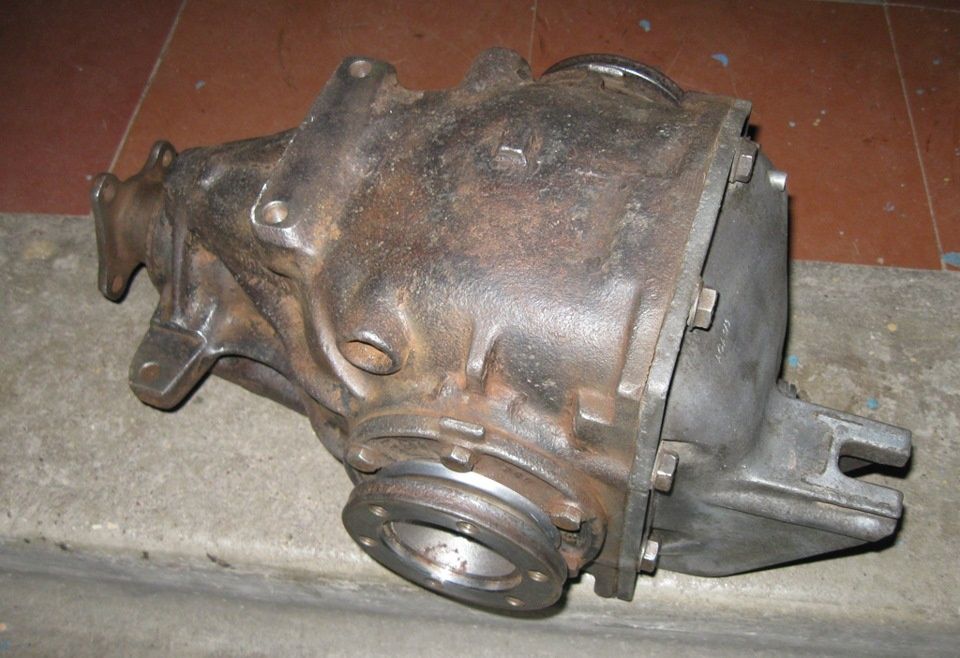 Редуктор БМВ Е34 520 простая балка 4,27