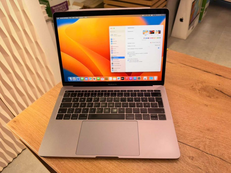 Apple MacBook Pro 13 2017 i5 8GB RAM SSD 256GB – Garanție 24 Luni