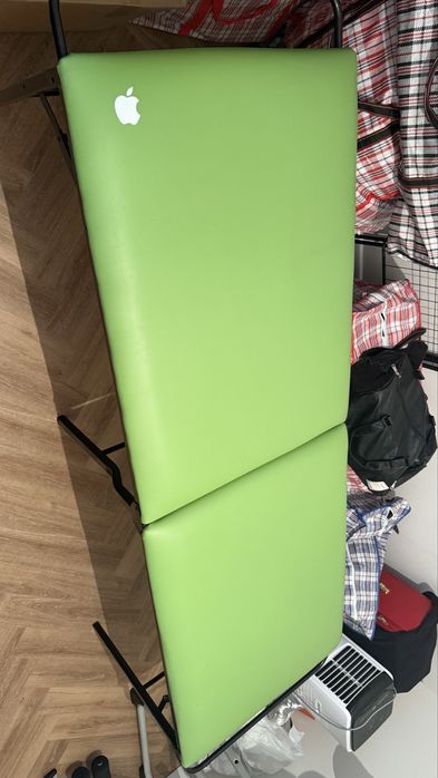 Продам массажный кушетку