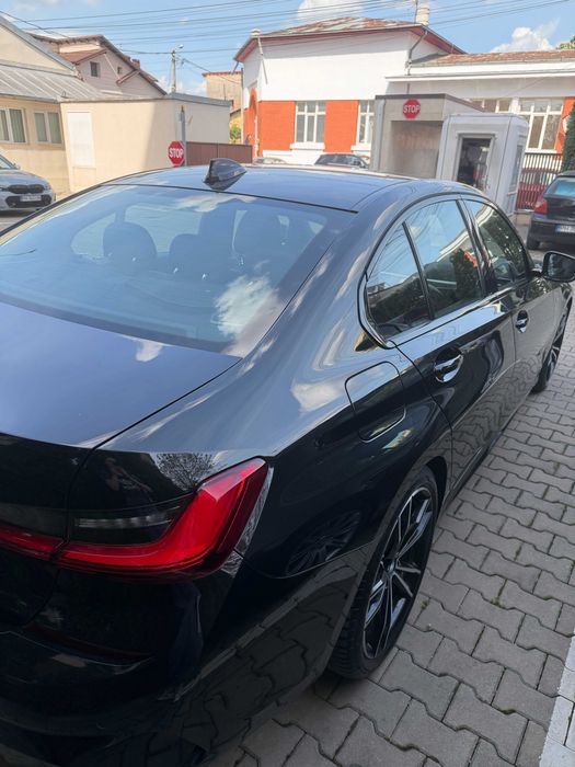 BMW 320d Pachet M - X Drive - TVA deductibil