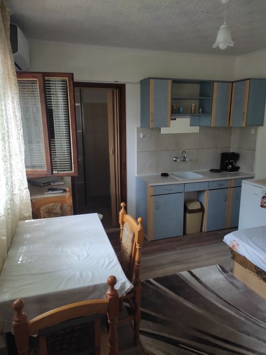 Студио за отдаване под наем