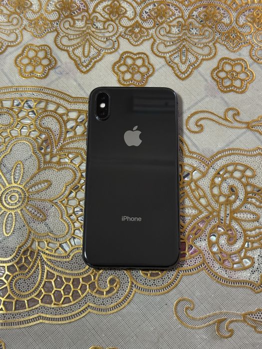 Продам Iphone X 64g акб 81%