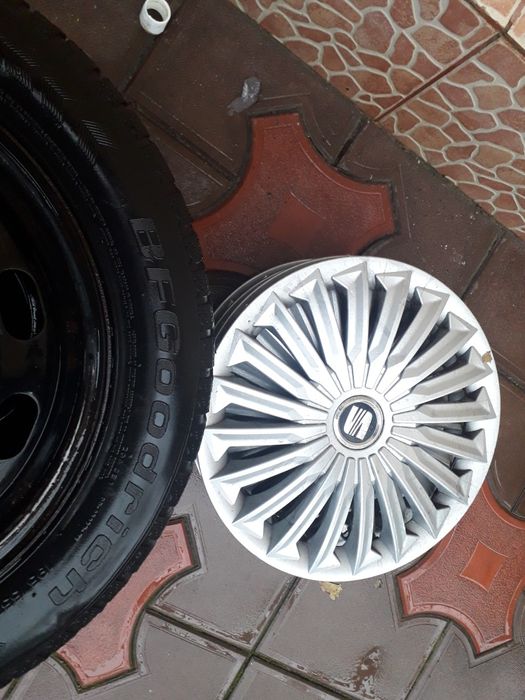 De vînzare  anvelope all sezon