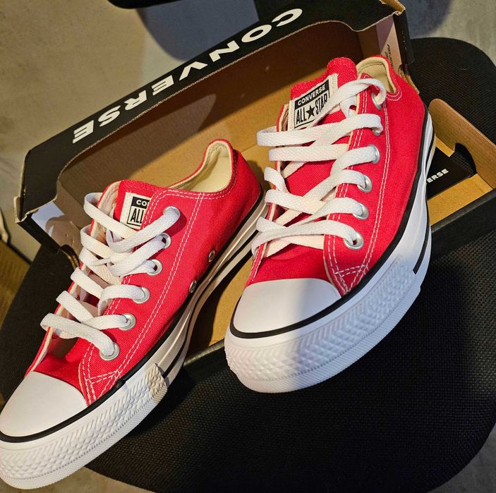 Кецове converse chuck taylor 38 номер червени