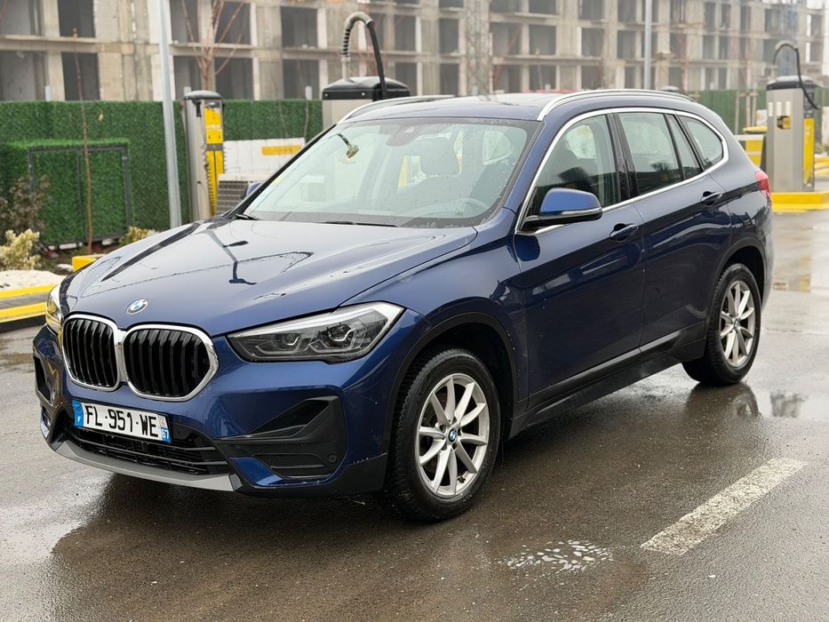 BMW X1 TVA deductibil*Faruri Led*Panorama*Navigatie mare*Camera spate