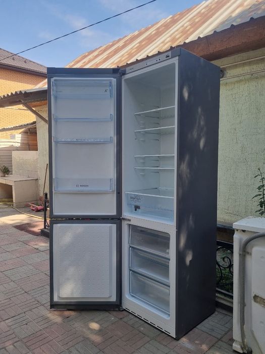 Холодильники LG, Samsung, Bosch