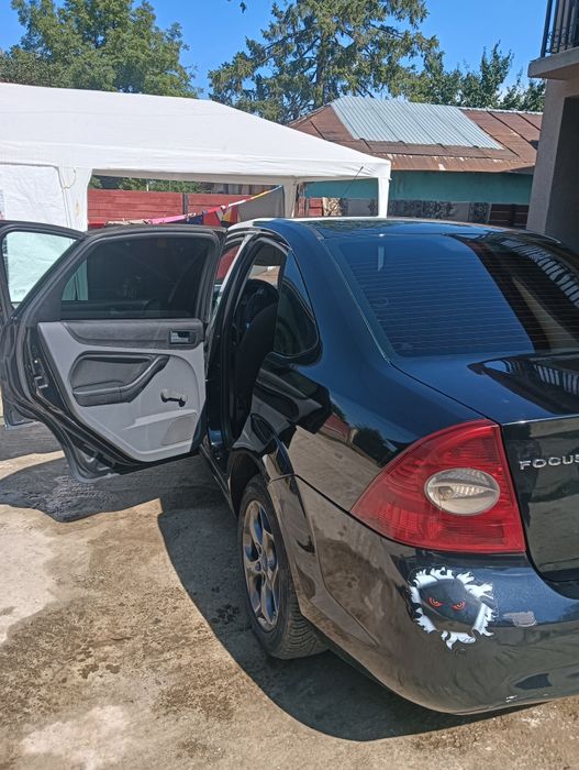 FORD Focus 2010 — imagine 3