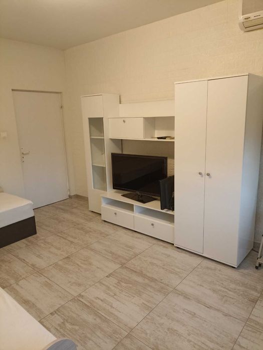 Дава се под наем Тристаен апартамент в София, Красно село - 85 кв.м за 700 € - Снимка #8