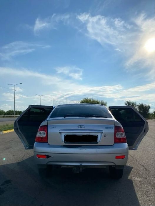 Продам машину,ВАЗ Лада Приора 2172