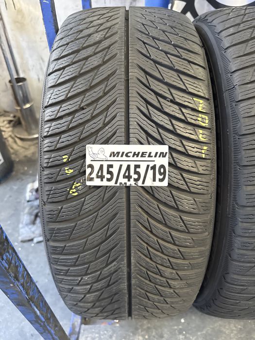 245/45/19 Michelin M+S