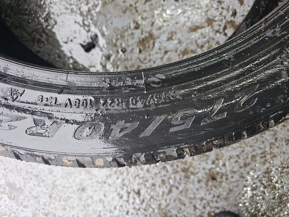 275 40 22 m+s pirelli