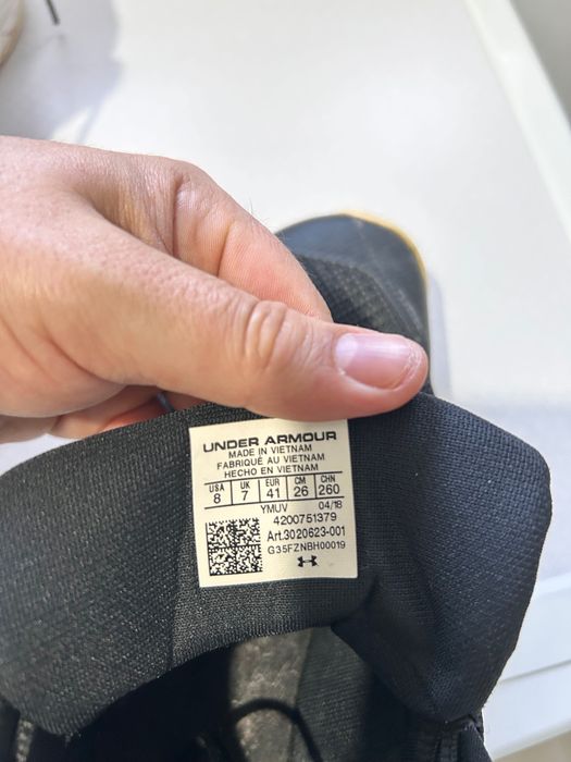 Маратонки  Under Armour номер 41