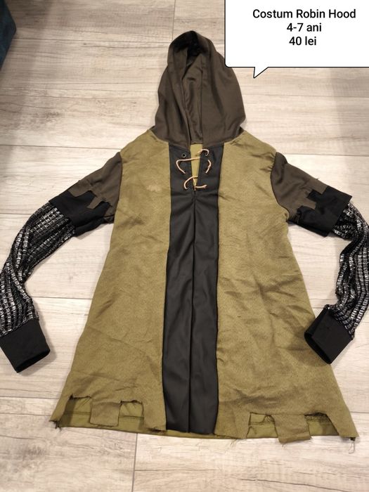 Costume serbare: floarea soarelui, scufița roșie, cavaler, Robin Hood