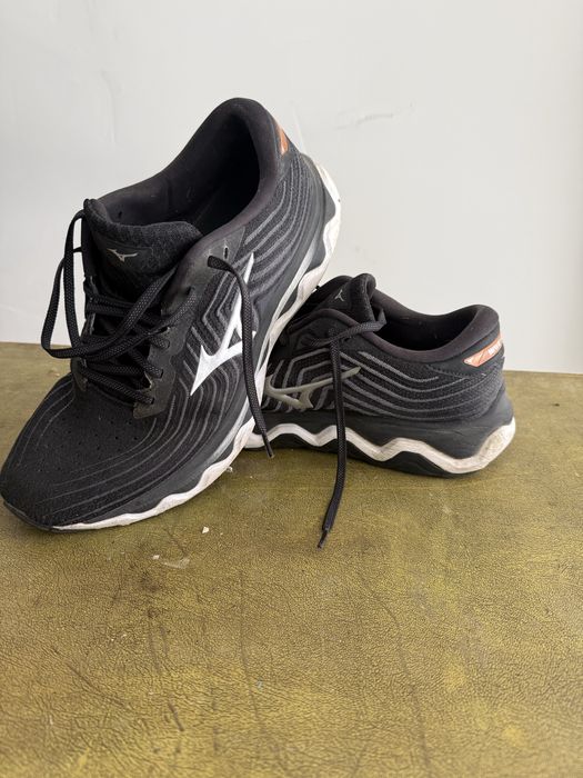 маратонки 44 номер