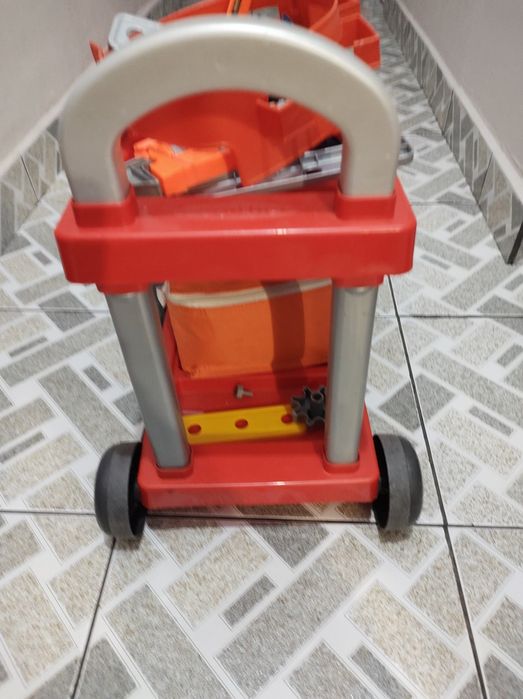 Mașinuță cu scule pt copii