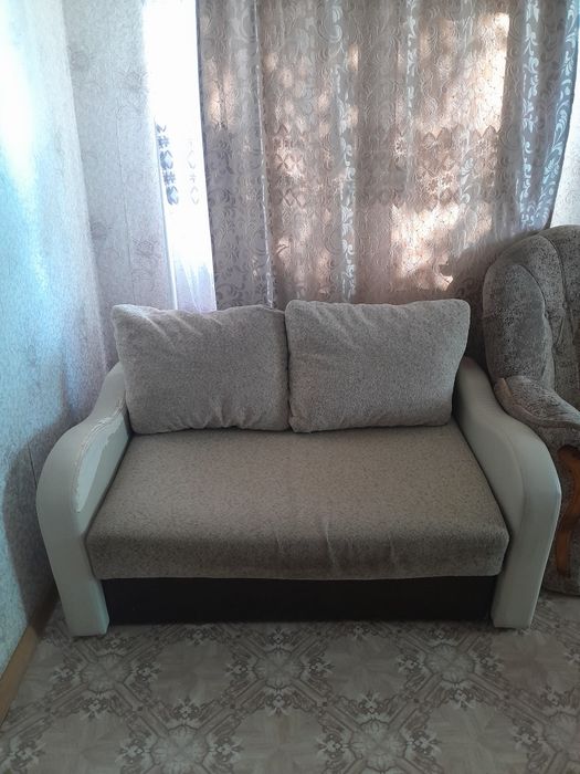 Продам диван и кресло