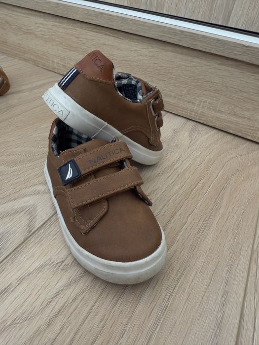 Продавам детски маратонки, номер 20-26