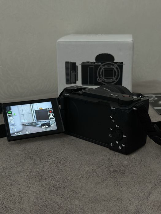 Фотоаппарат SONY ZV-E10 II