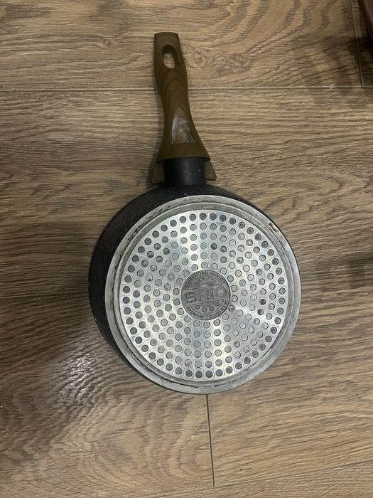 Съдове за готвене, тнджери, тигани, касероли