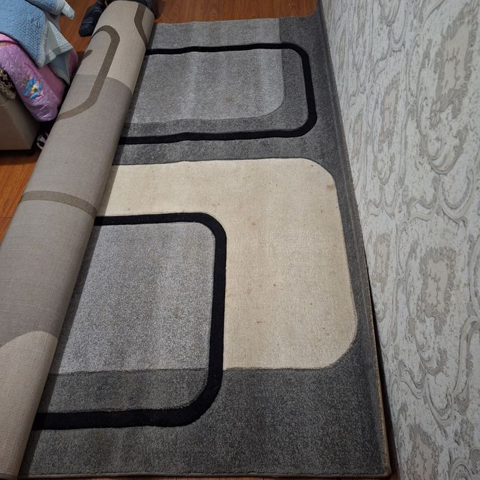 Ковёр продам хороший состояние