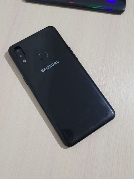 Продам Samsung A10s