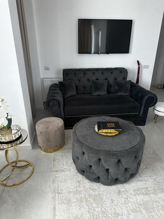 Canapea chesterfield fixa set cu masa