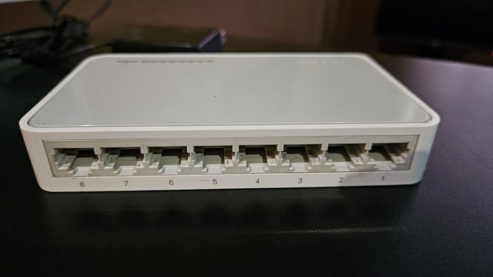 Свитч коммутатор 2500тг