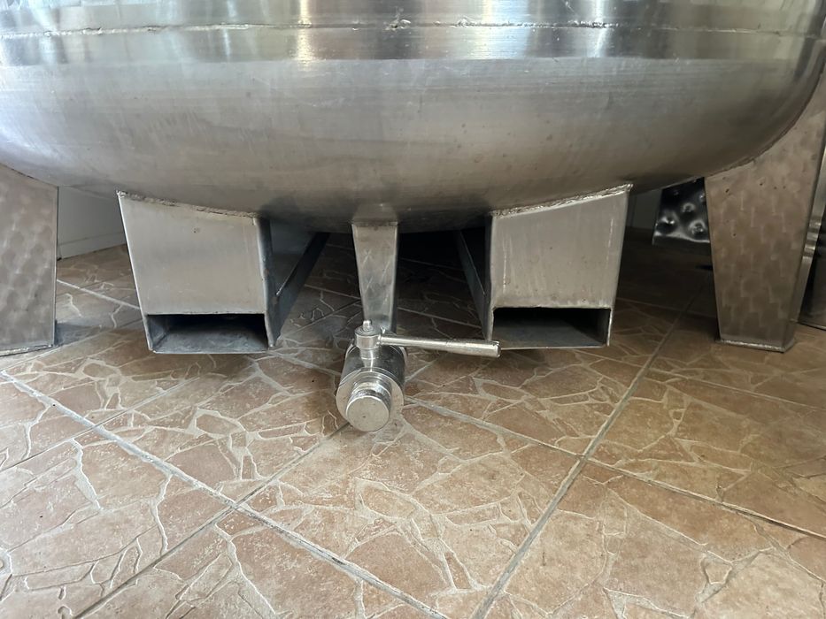 Vând rezervor de inox 3000l import Germania