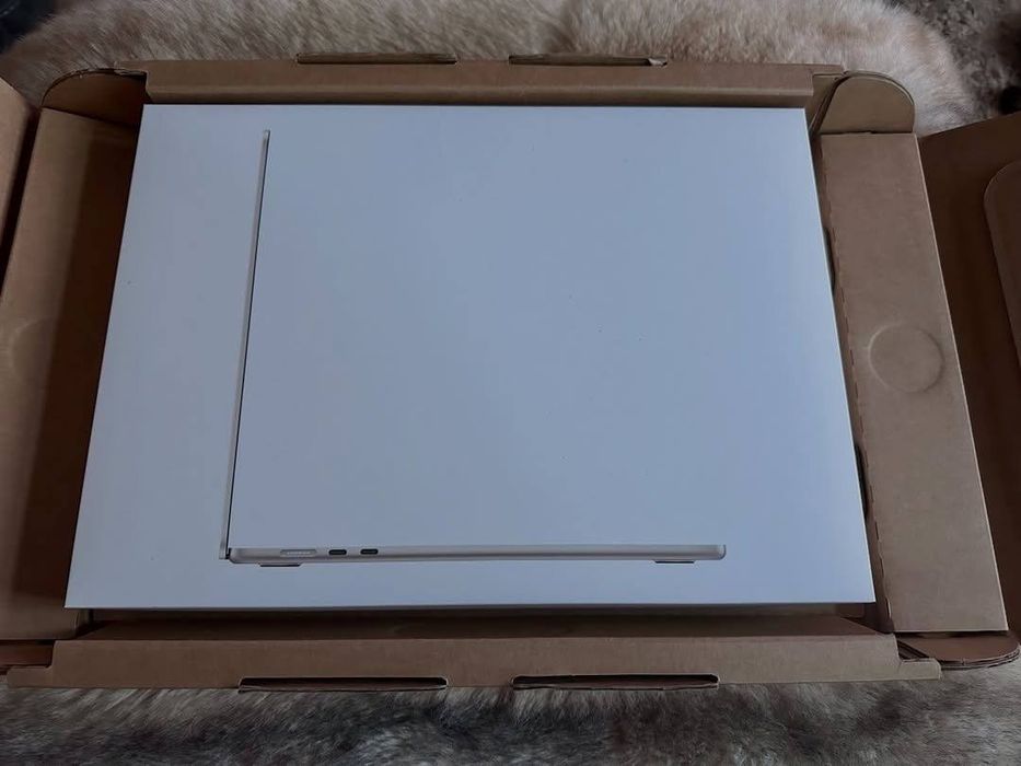Ноутбук MacBook Air 15" M4 (16/256) / Макбук эйр 15 м4