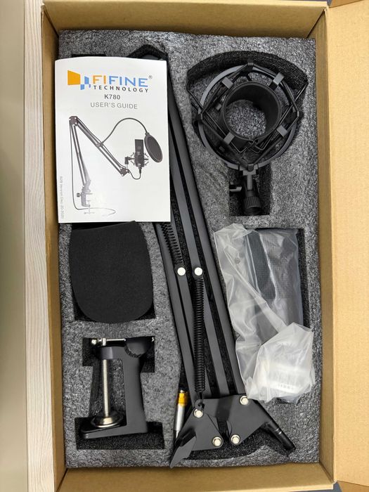 Cтудийный микрофон Fifine K780 (в идеальном состоянии)