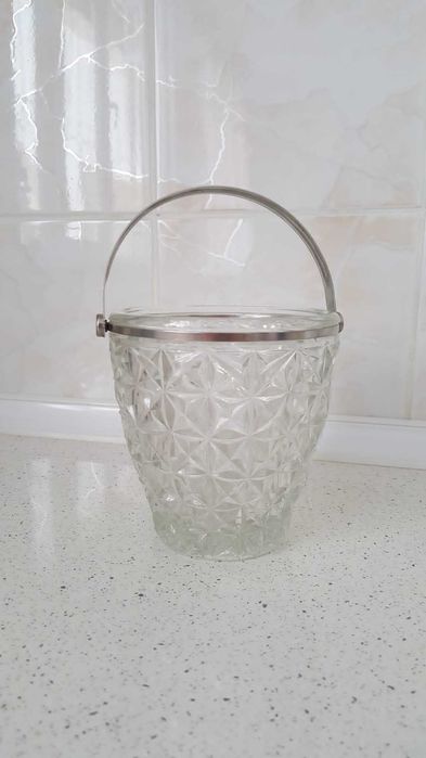 конфетница стеклянная