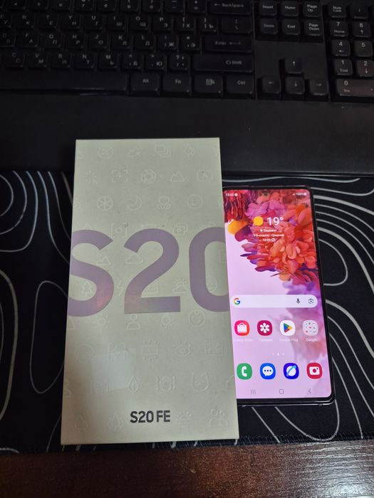 Продам самсунг s20 fe вьетнам