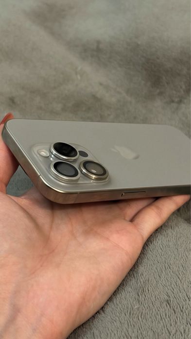 Продам iphone 15 pro