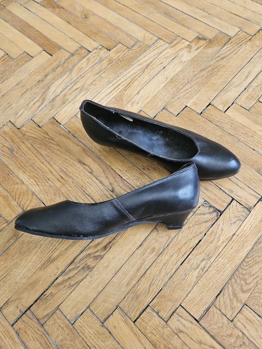 Кожанные туфли кожа