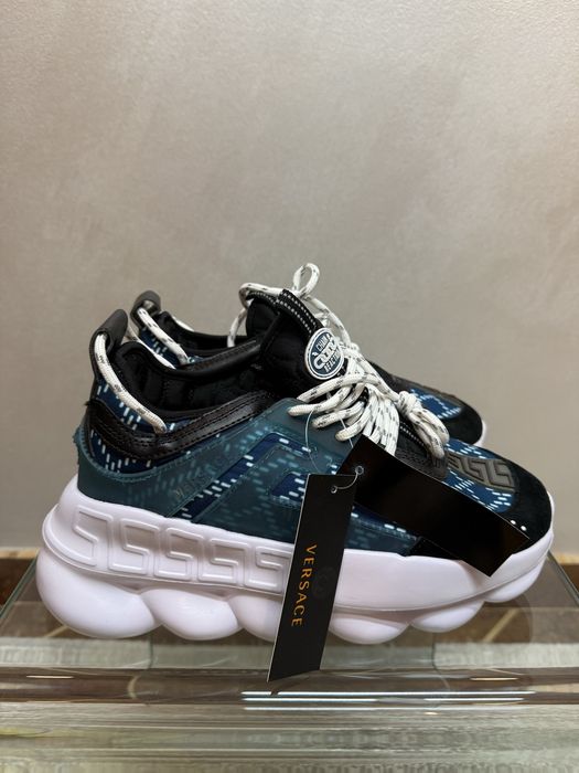 START VARA!!! Versace Chain Reaction Blue