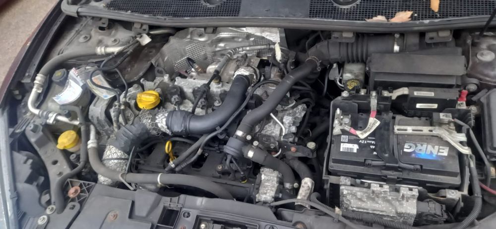 Far Megane3 lampa far Renault Megane3 Clio4 motor 1.2tce ușa 2015 aripa stop interior haion cutie lampa far Megane3 Scenic3 Clio4 led farLogan2 Logan3