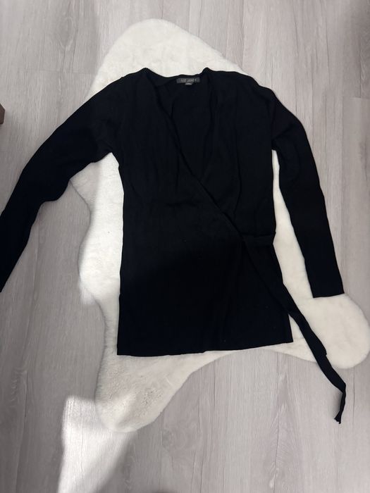 Дамски пуловери / пола