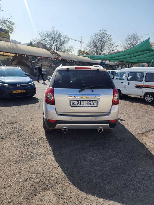 Captiva 1  3.2 motor 2010 yilda ishlab chikarilgan.