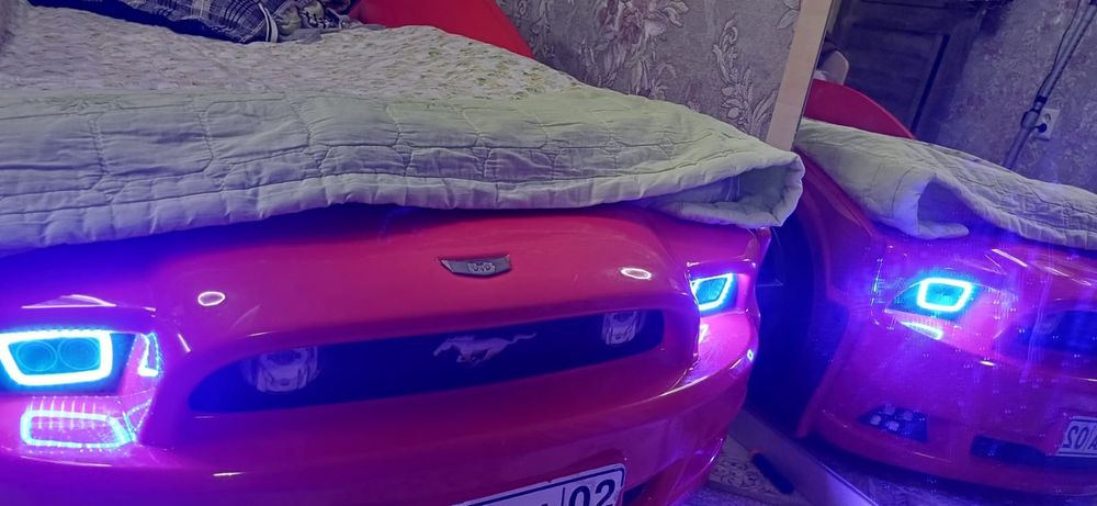 Кровать- машинка