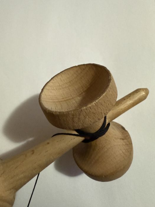 Vand Kendama Strogo Neapolitan
