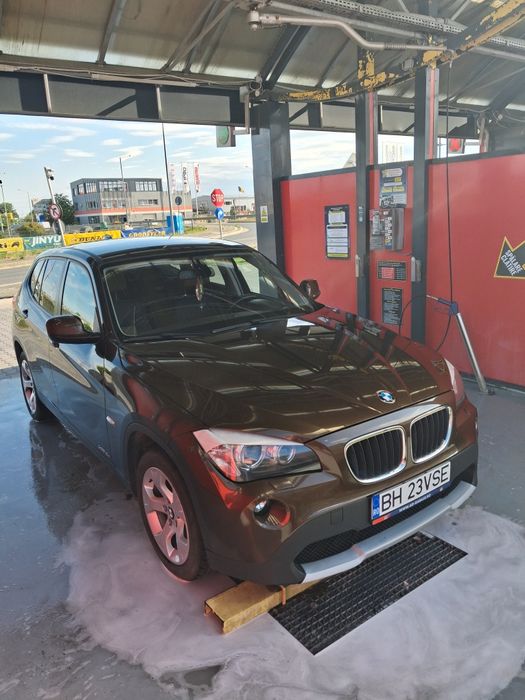 BMW X1 2011 — imagine 3